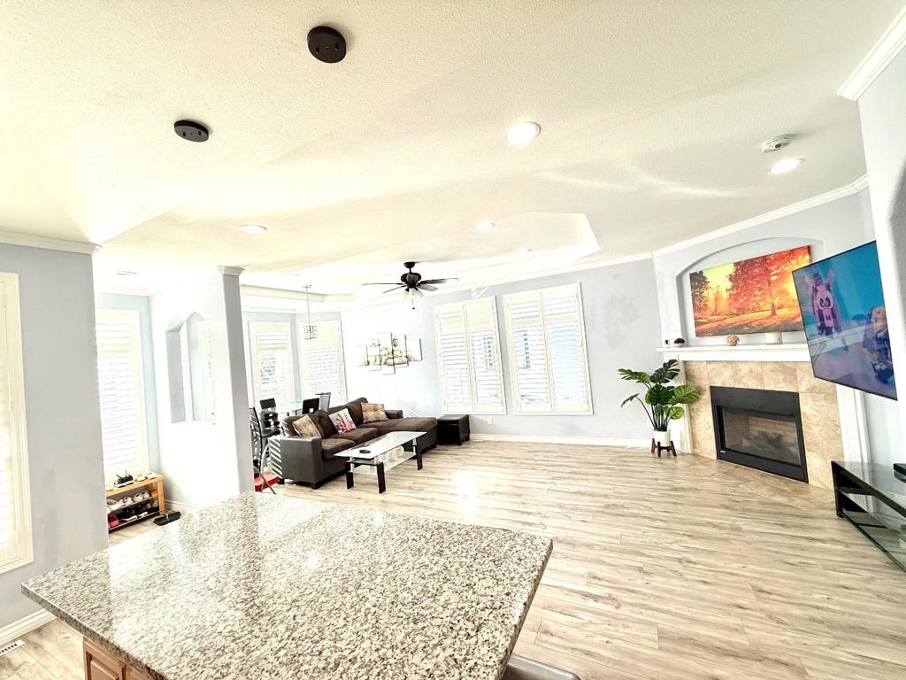 1520 E CAPITOL Expressway 54