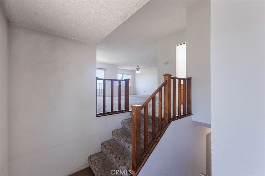 670 Vista Pacifica Circle