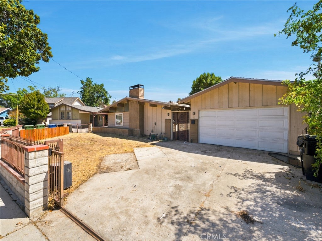 15044 Bahama Street