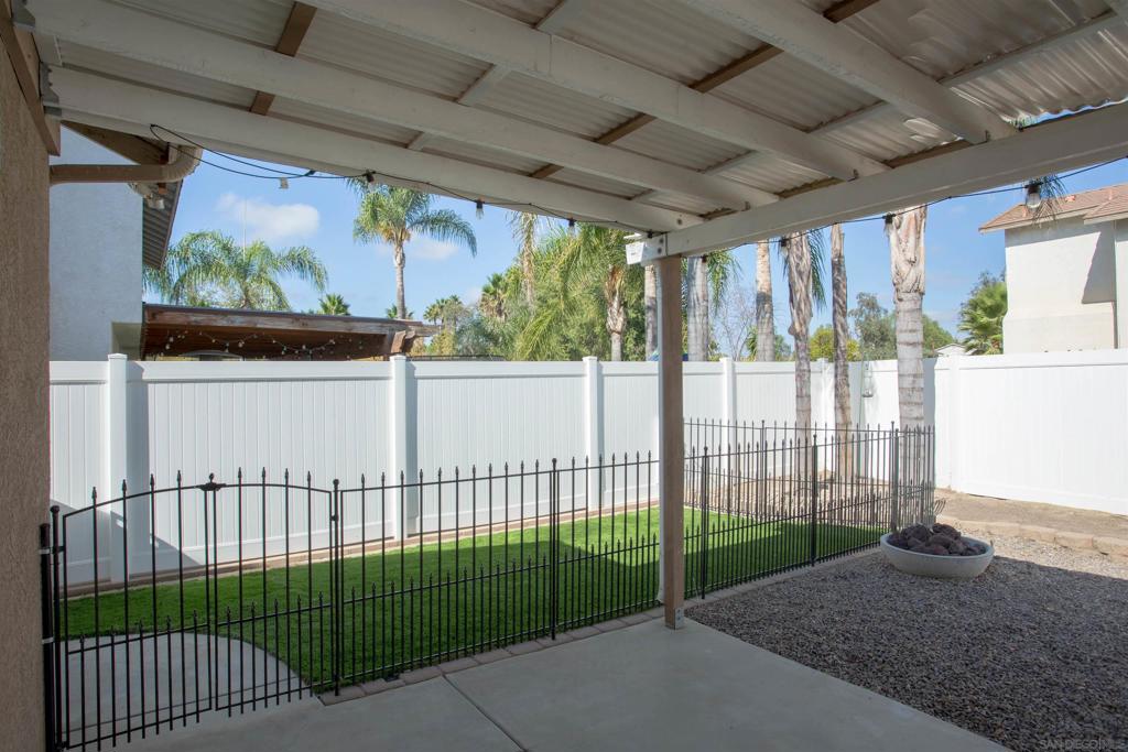 Ramona - Residential