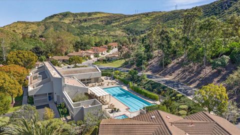 Tiny photo for 6390 San Como Lane, Camarillo, CA 93012 (MLS # V1-34920)