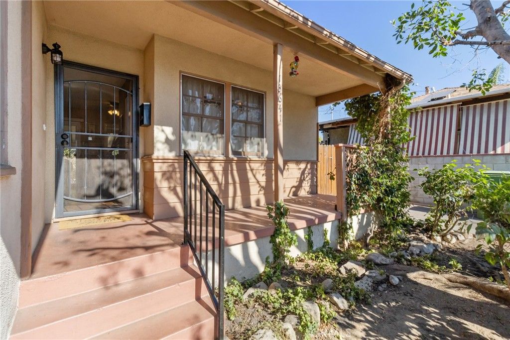 Photo of 13641 Weidner St, Pacoima, CA 91331 (MLS # SR25236951)
