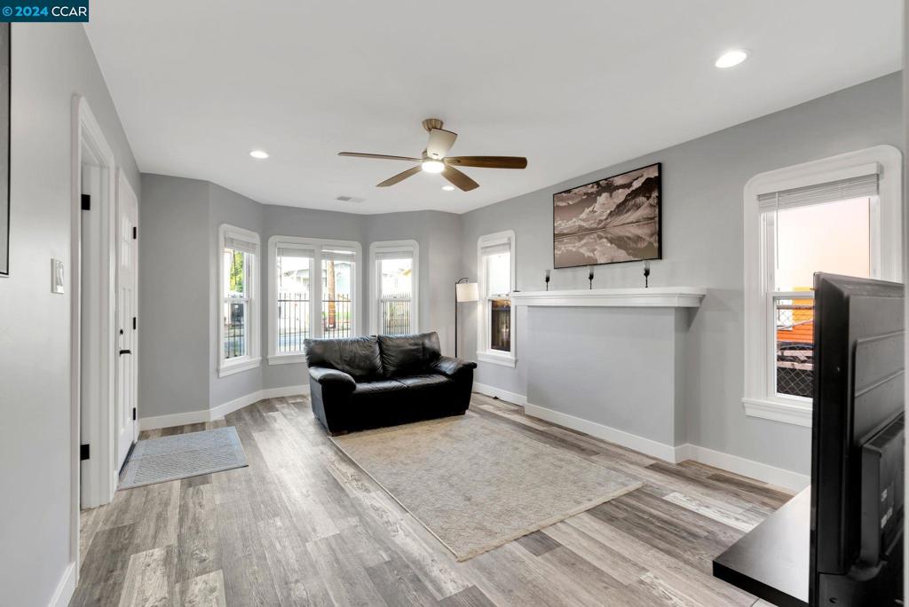 EASTMONT AREA - Residential