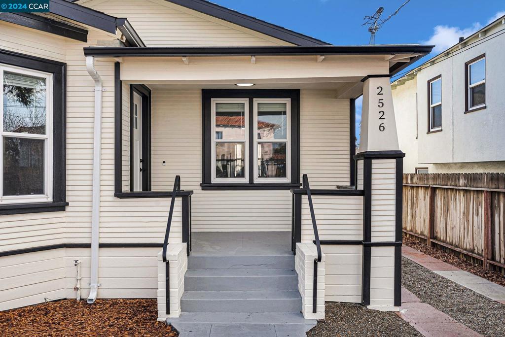 EASTMONT AREA - Residential