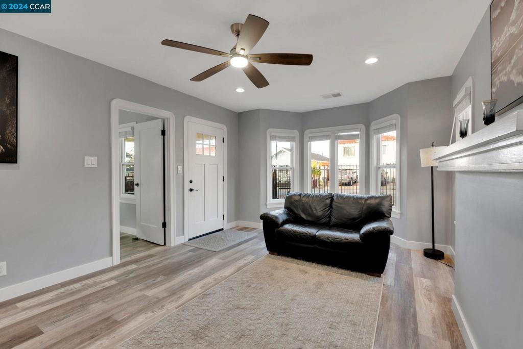 EASTMONT AREA - Residential