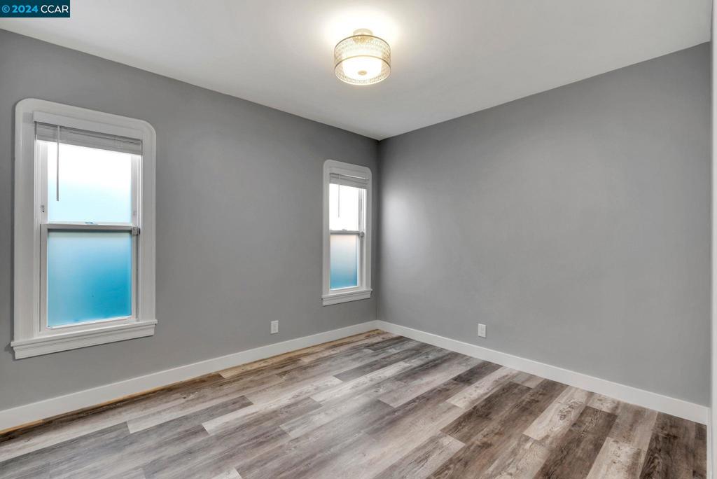 EASTMONT AREA - Residential