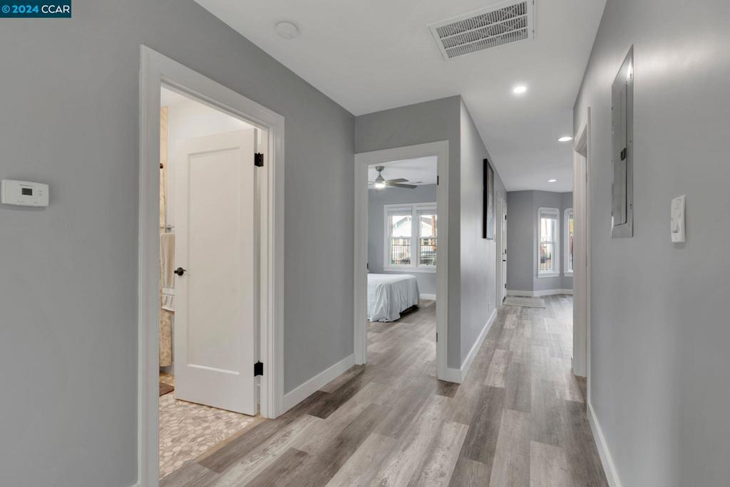 EASTMONT AREA - Residential