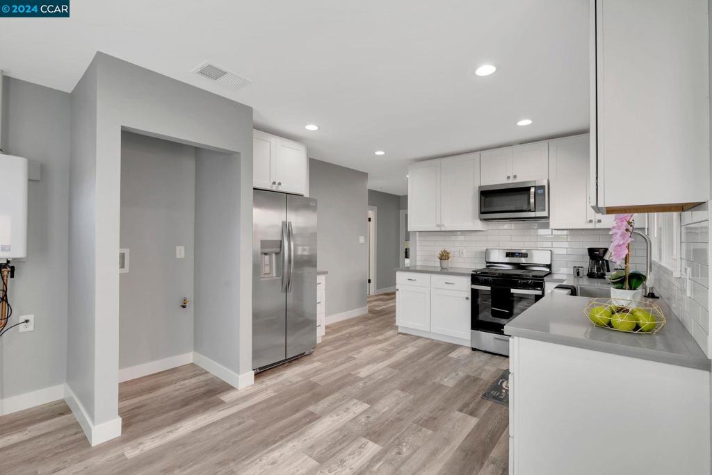 EASTMONT AREA - Residential