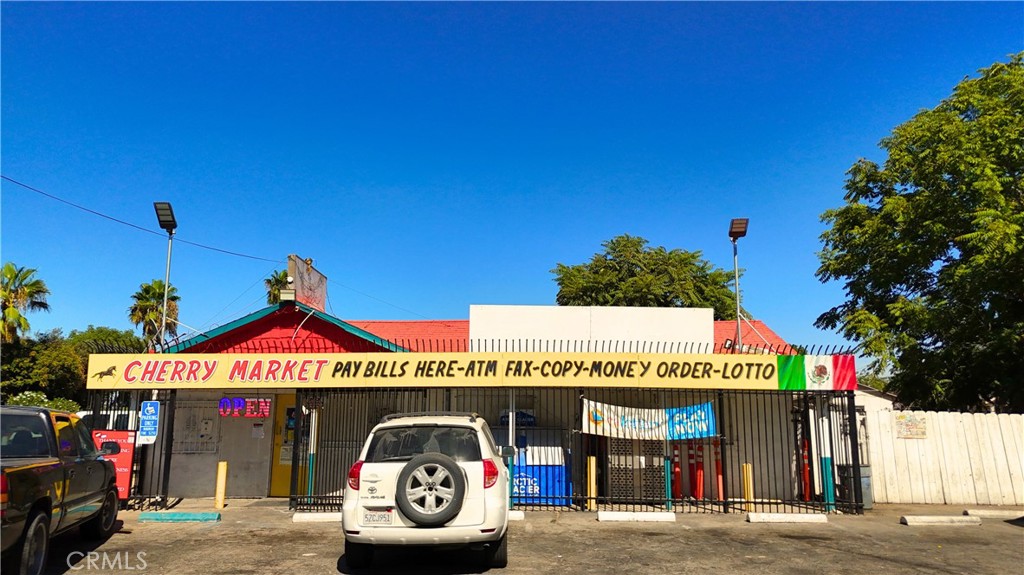 Cherry Market Business for Sale – Fresno
This established business includes a 2,043± SF building on a 24,140± SF lot, featuring a large yard and a house in the back. Monthly rent is $2,250. Located just 2 to 3 minutes from a busy flea market, Cherry Market attracts steady customers from nearby agricultural areas, including local farm and field workers. The property is also close to several industrial and warehouse facilities, providing a diverse customer base. This is an excellent opportunity to own a well-located business with strong community ties and versatile space.