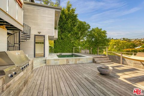 Photo of 4075 Los Nietos Drive, Los Angeles, CA 90027 (MLS # 26784391)