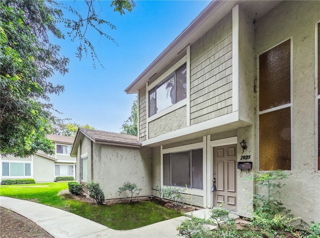 2025 E Aroma Drive, West Covina CA 91791