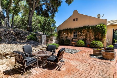 Tiny photo for 810 Dove Pond Rd, Templeton, CA 93465 (MLS # NS26079428)