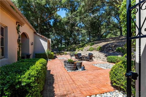 Tiny photo for 810 Dove Pond Rd, Templeton, CA 93465 (MLS # NS26079428)