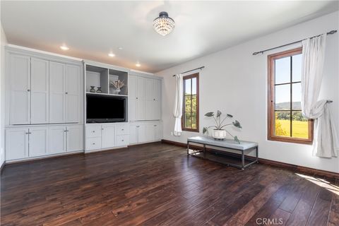 Tiny photo for 810 Dove Pond Rd, Templeton, CA 93465 (MLS # NS26079428)