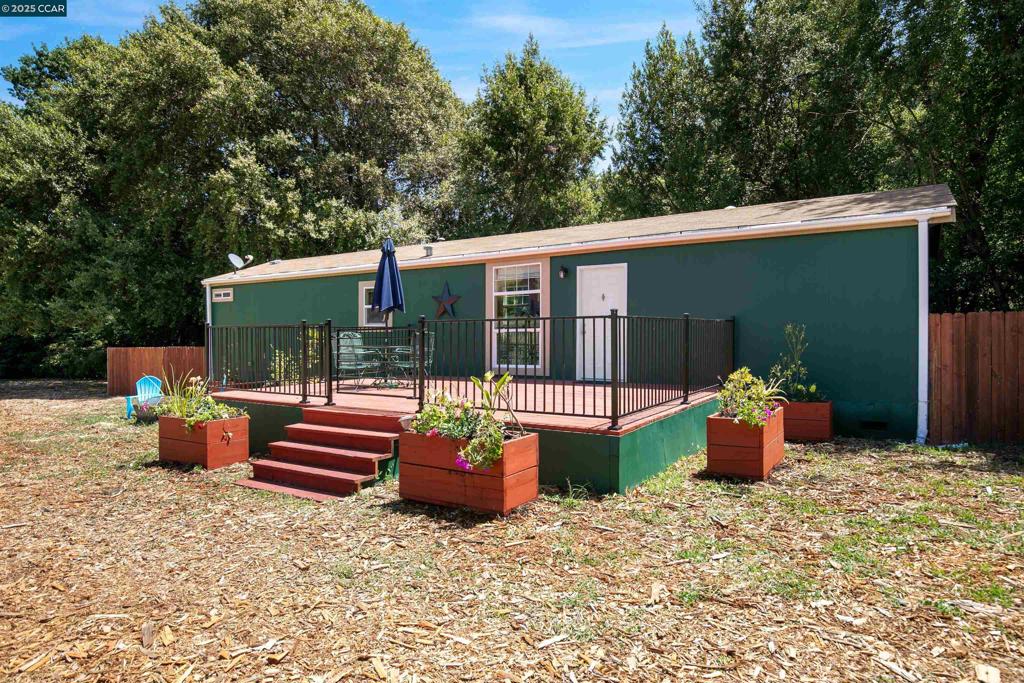 BRIONES - Residential