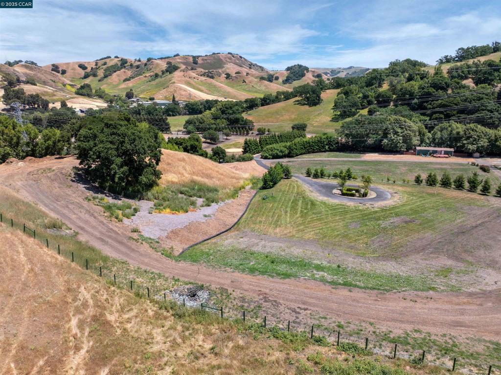 BRIONES - Residential