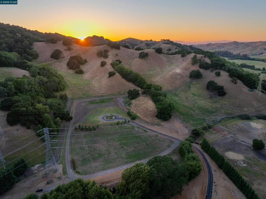 BRIONES - Residential