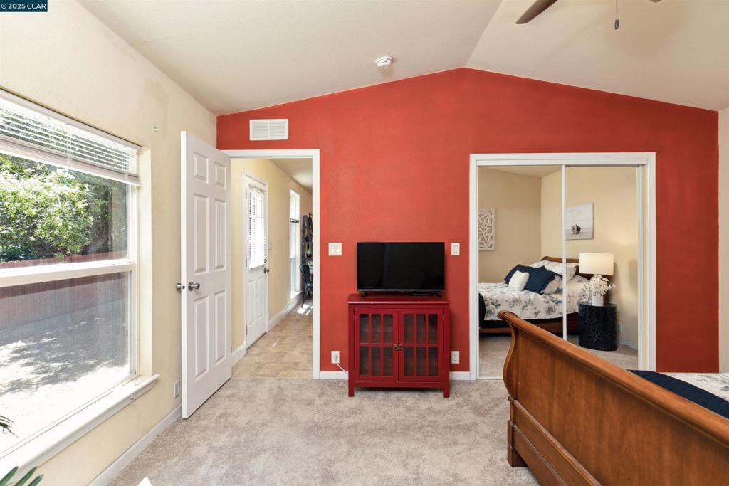 BRIONES - Residential