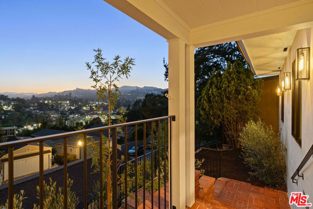 2536 Micheltorena Street, Los Angeles CA 90039
