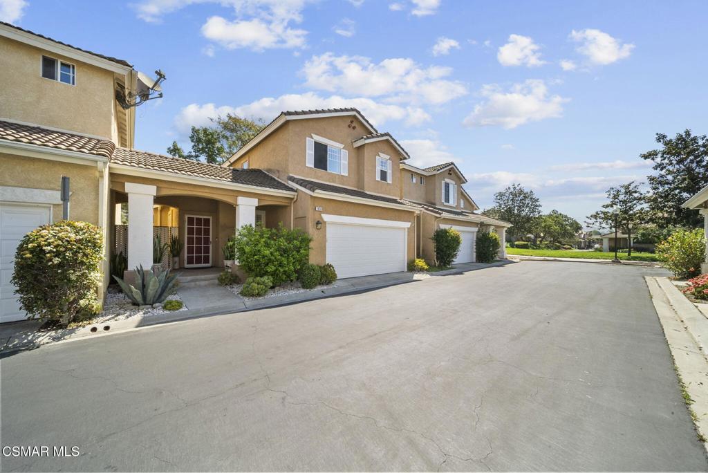 1838 Amberleaf Lane