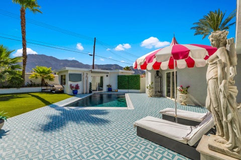 Photo of 53533 Avenida Mendoza, La Quinta, CA 92253 (MLS # 219152377DA)