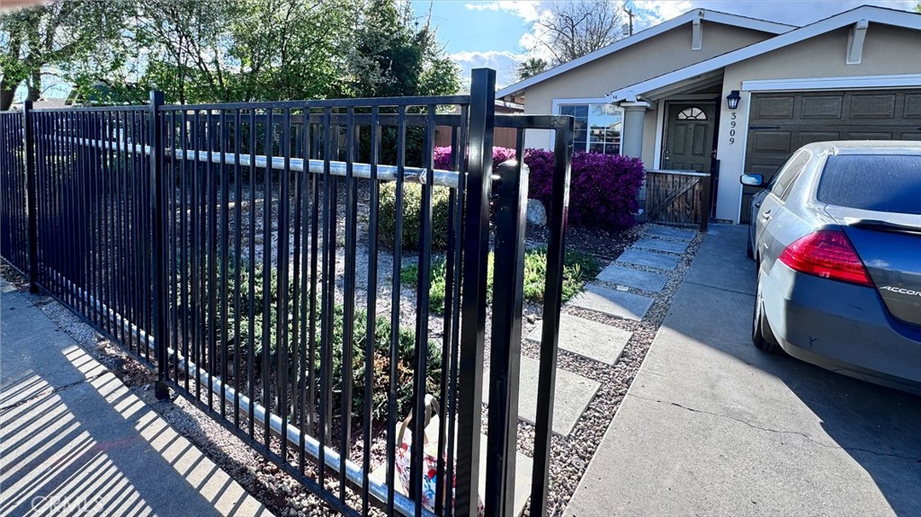 Photo 1 of 26 — 3909 Belden, Sacramento, CA 95838