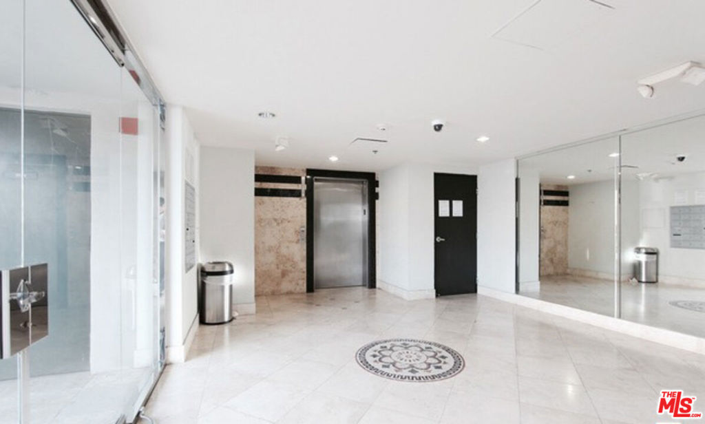 1036 S Serrano Avenue 401