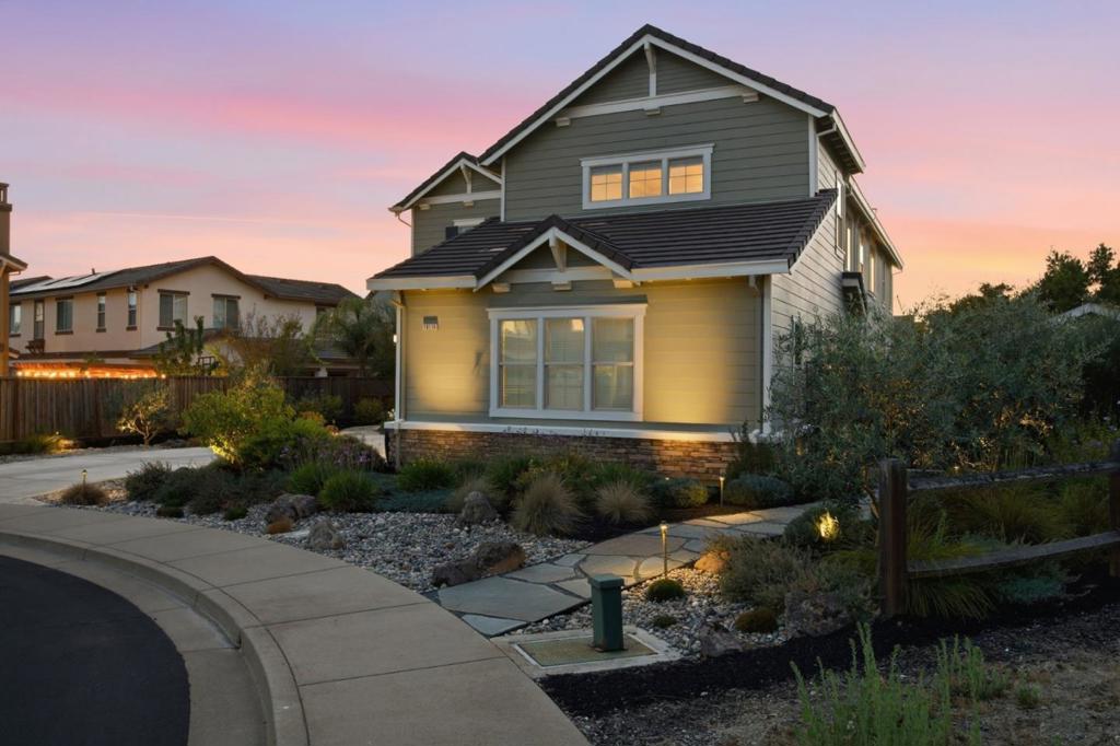 10115 Ridgeline Court