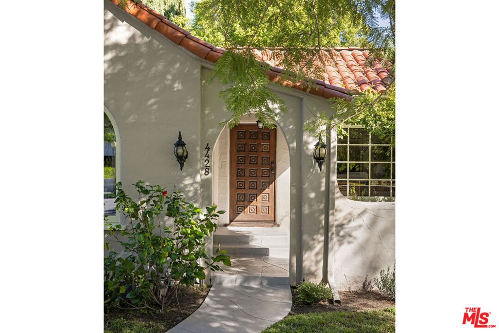 Photo of 4428 Kraft Avenue, North Hollywood, CA 91602 (MLS # 25606061)
