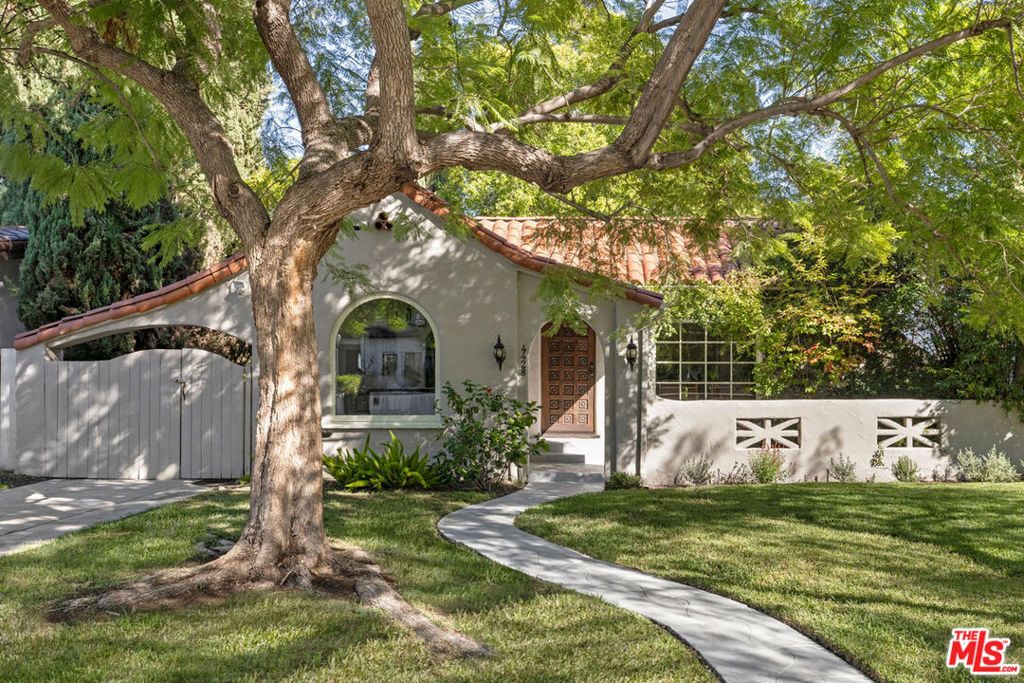 Photo of 4428 Kraft Avenue, North Hollywood, CA 91602 (MLS # 25606061)