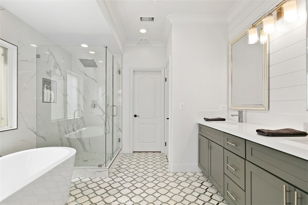 Beach Homes North (BCHN) - Residential Lease