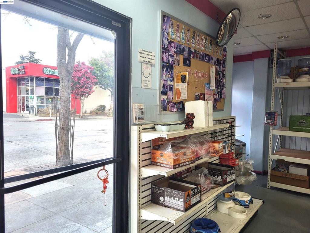 4203 Macarthur Blvd