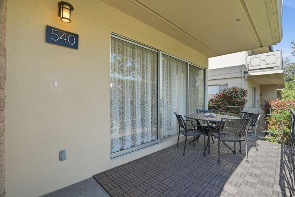 540 Guinda Street, Palo Alto CA 94301