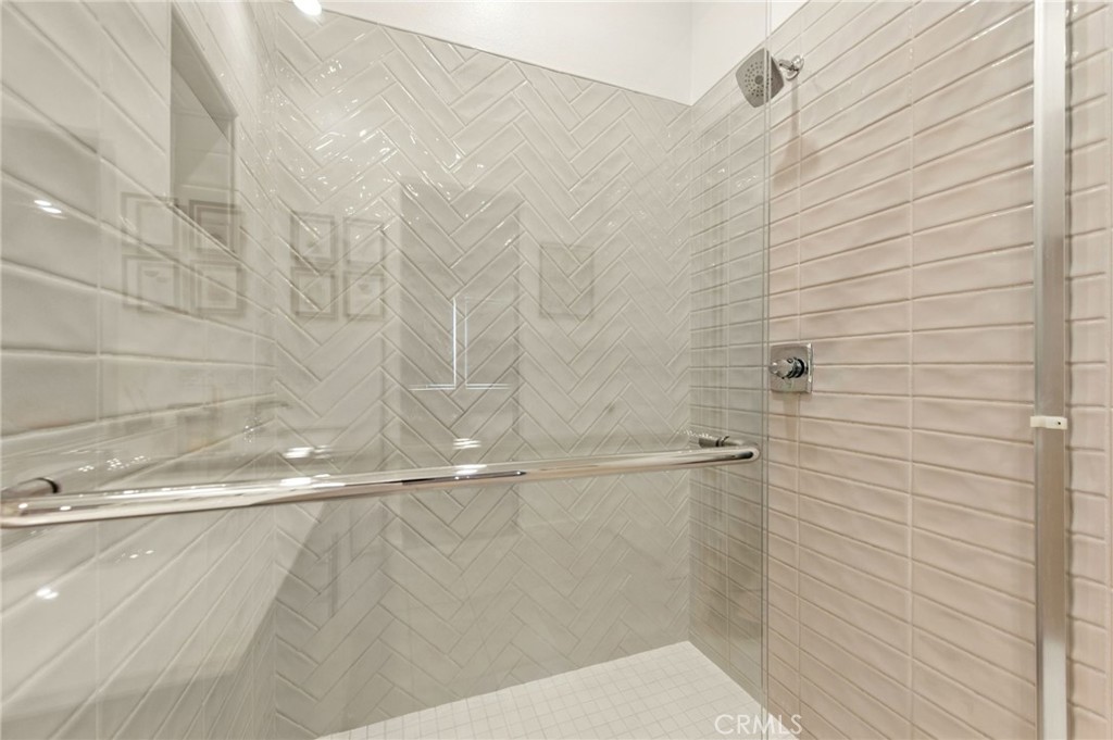 Rowan (ROWAN5P) - Residential