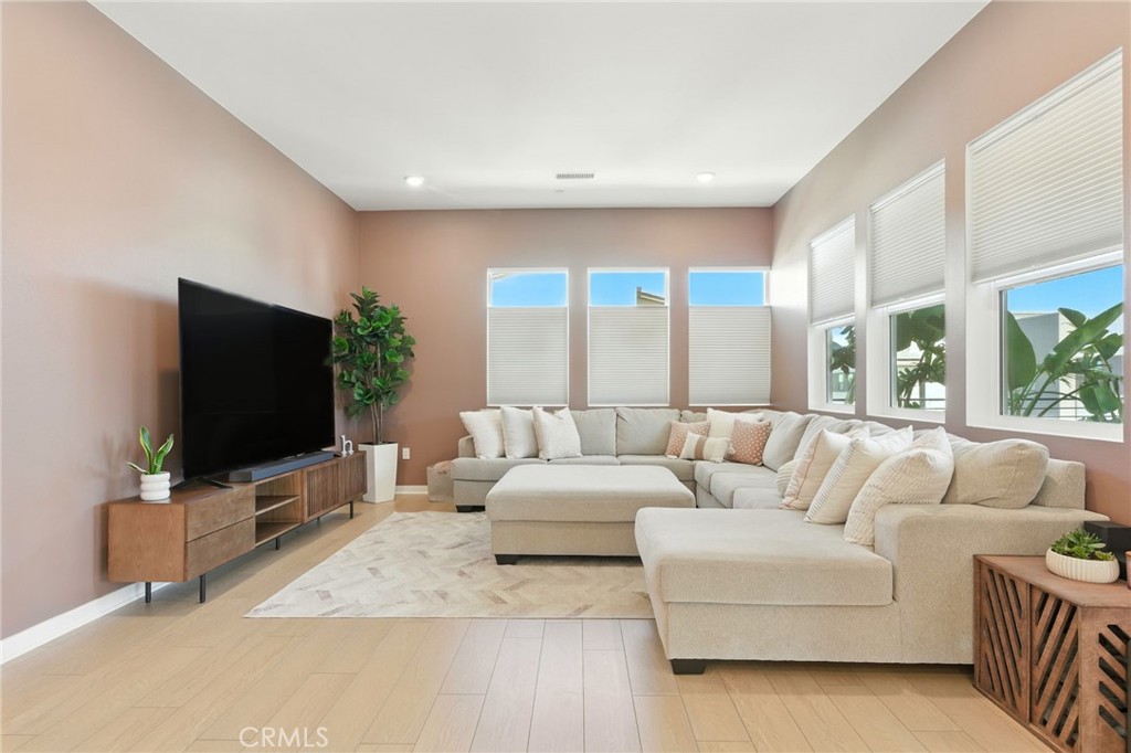 27475 Mercantile Court