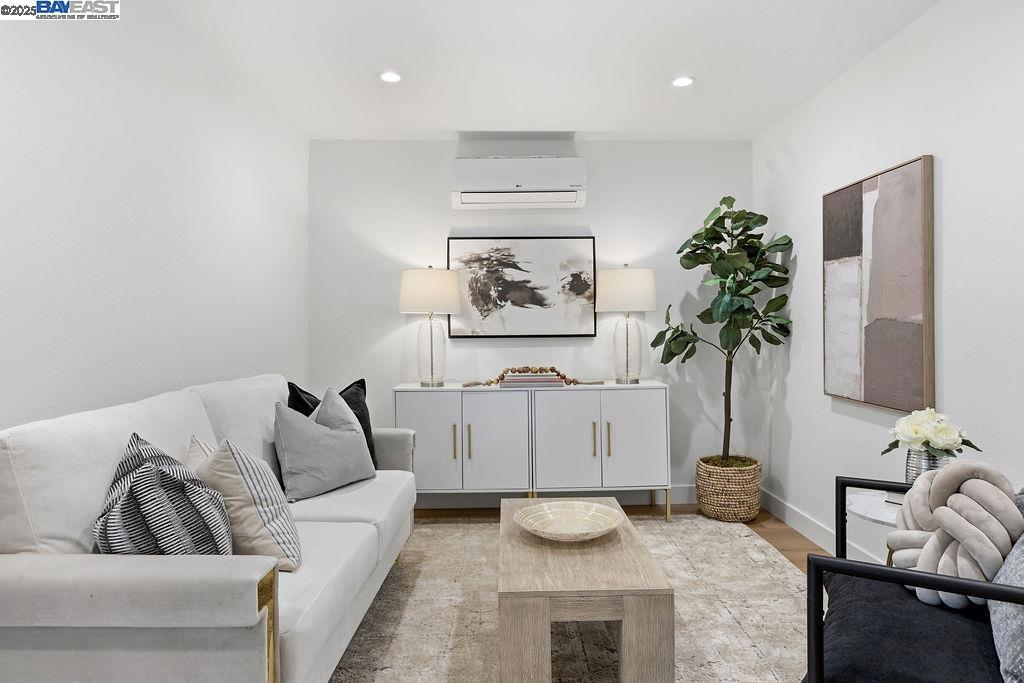 NORTH RICHMOND - Residential