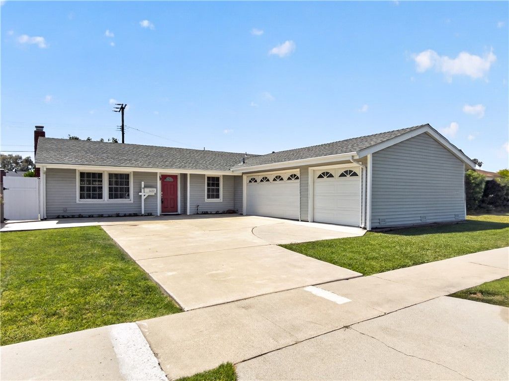 Photo of 16191 Fairway Ln, Huntington Beach, CA 92649 (MLS # OC26091799)