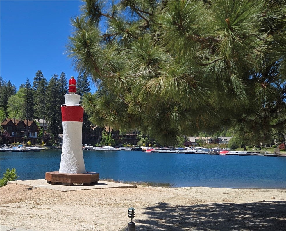 27821 Peninsula N 315