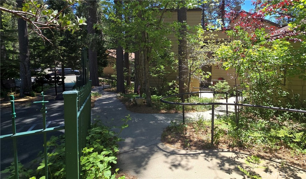 27821 Peninsula N 315