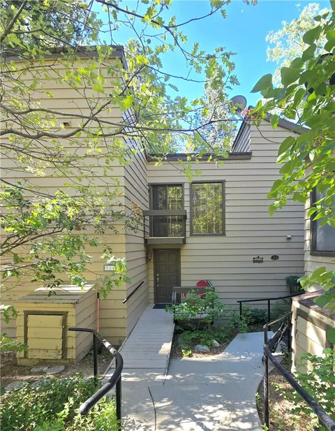 MLS: IG26102946
