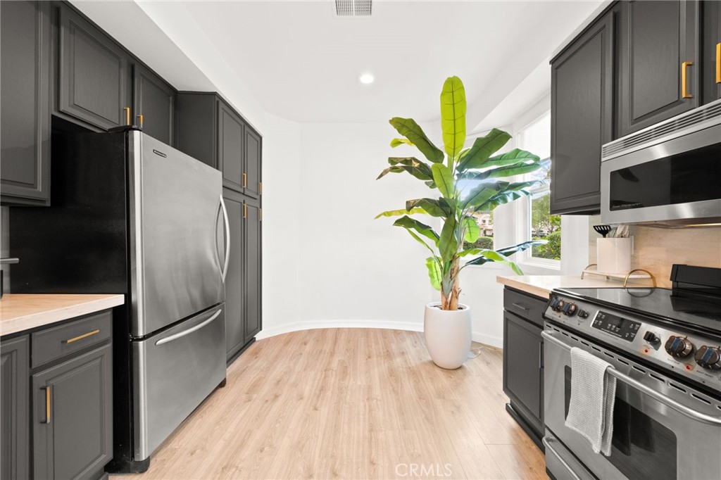 38521 Glen Abbey