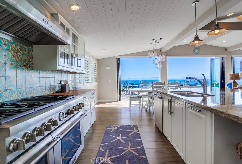 2275 W 25th 143