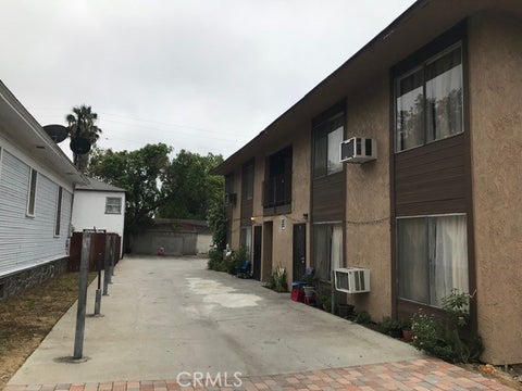 Photo of 320 E Pearl ST, Pomona, CA 91767 (MLS # WS26207298)