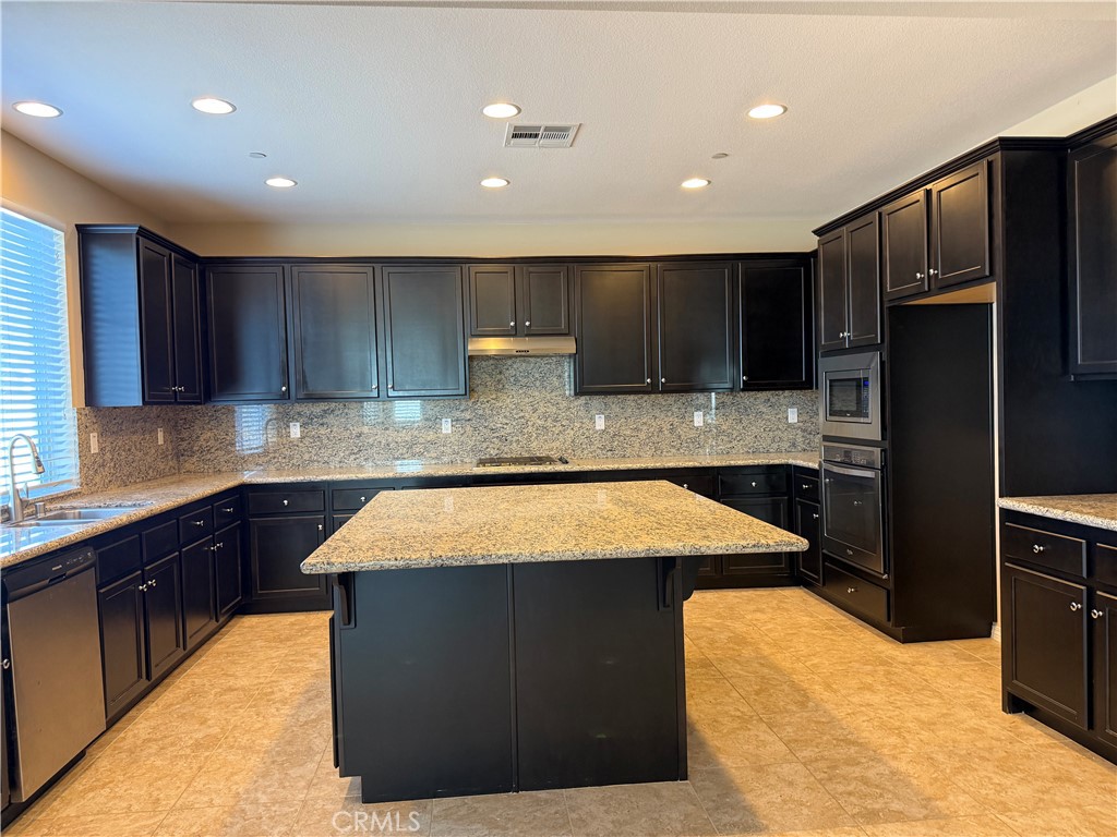 7435 Silver Saddle Ct.