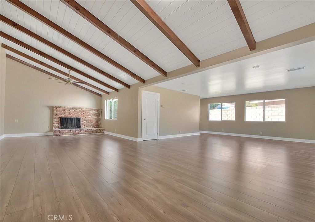 340 W Caroline Street