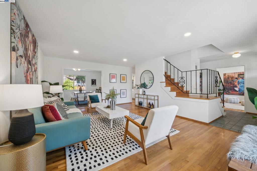COLONY PARK - Residential