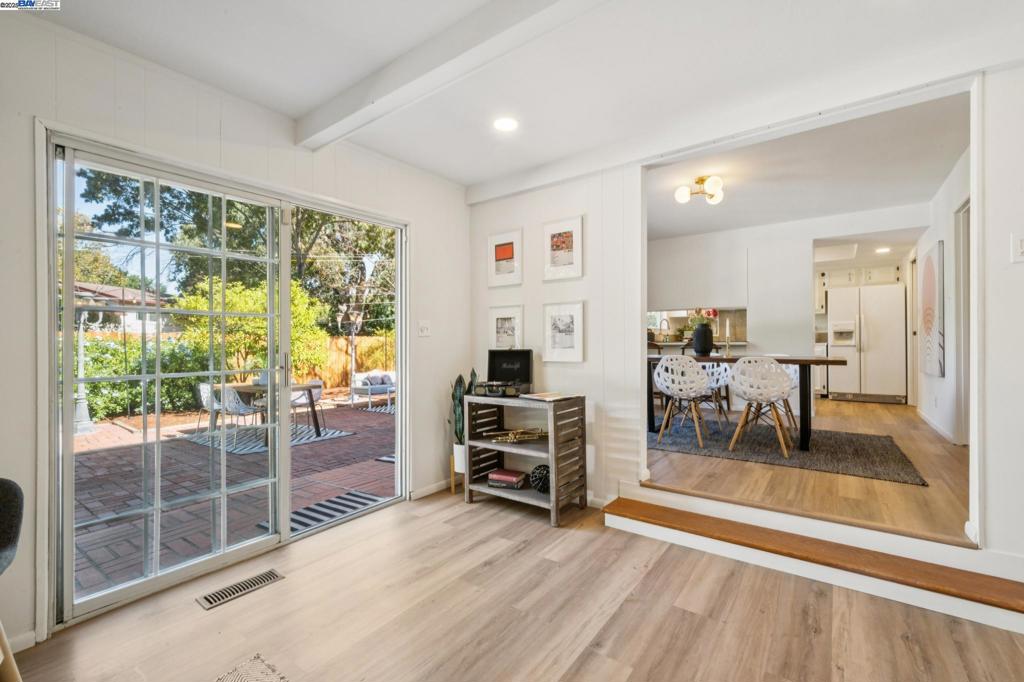 COLONY PARK - Residential