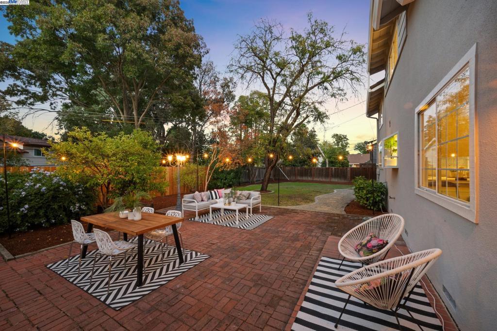 COLONY PARK - Residential