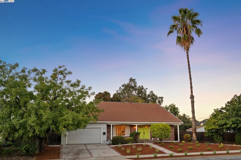 COLONY PARK - Residential