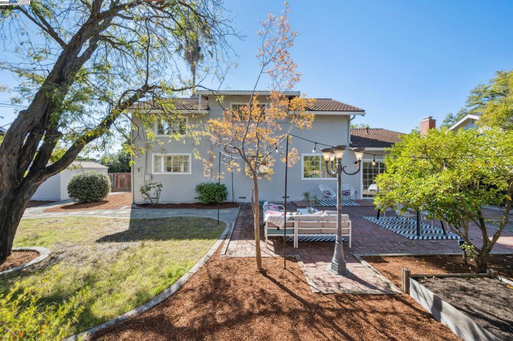 COLONY PARK - Residential